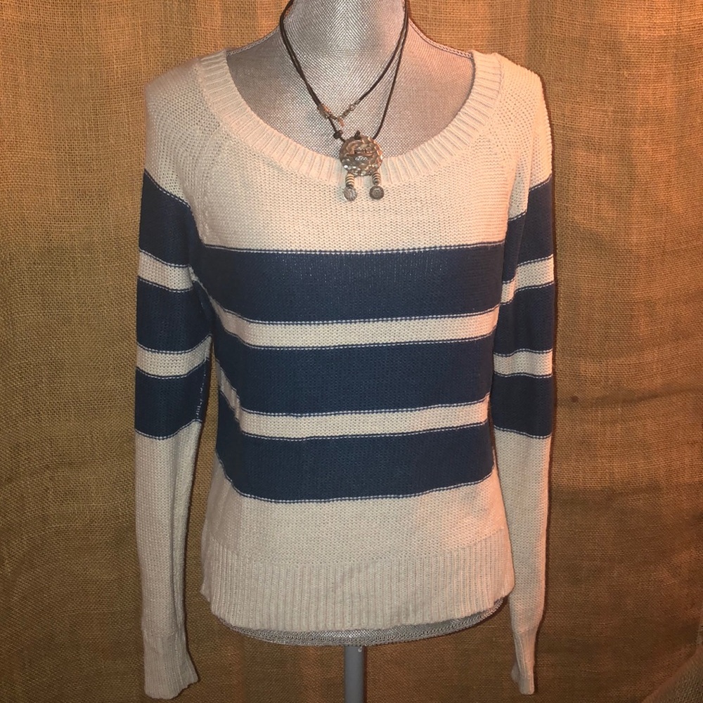 Essentials by full tilt Sweater